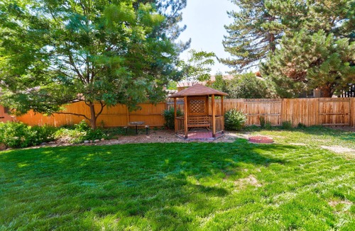 Arvada House | Large home inArvada, centrally located, 20min to downtown, garage parking, 420ok