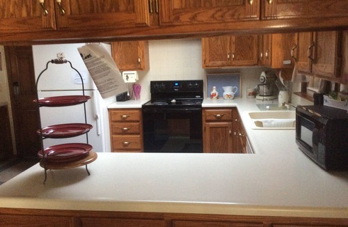 Lee's Summit House | Large Home Ready For You or Your Family!