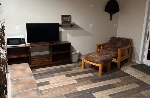 Onalaska House | Large home space minutes from La Crosse