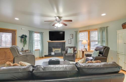 Christiansburg House | Large Home w/Deck & Grill ~ 9 Mi to Virginia Tech