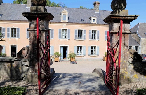Equeurdreville-Hainneville House | Large house with garden, close to the sea and the center of Cherbourg