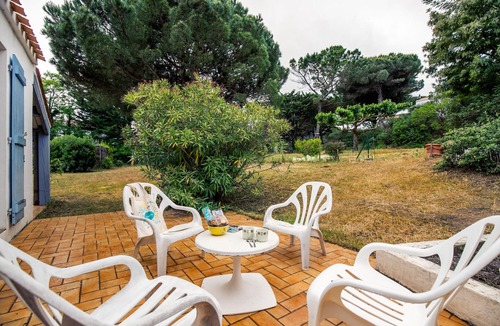 Barbatre House | Large house for 6 people - 300m from the beach