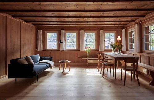 Elm Other | Large house - Foundation Holidays in a listed building