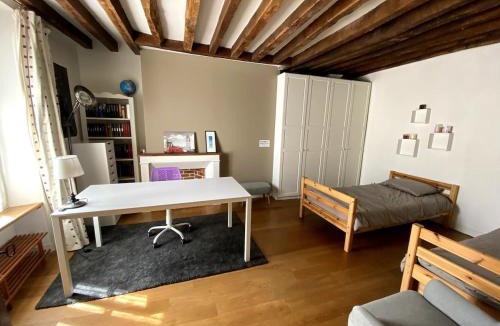 Saint-Nom-la-Breteche House | Large house with character