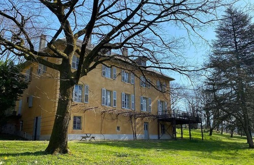 Chambery House | Large house from Savoy in a magnificent park between lake and mountains