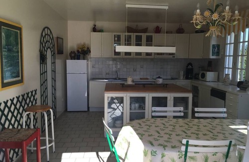 Mansigne House | Large house in the Sarthoise countryside 25 min from Le Mans - sleeps 15