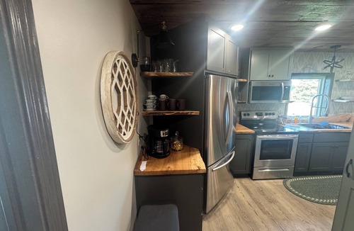 Fairfax House | Large house, newly renovated, perfect for family gathers and hunting getaways