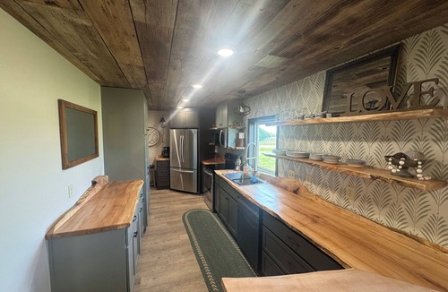 Fairfax House | Large house, newly renovated, perfect for family gathers and hunting getaways