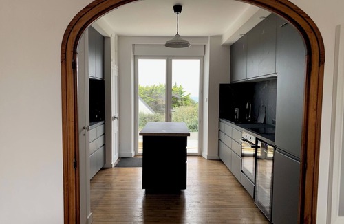 Lampaul-Plouarzel House | Large house with sea view