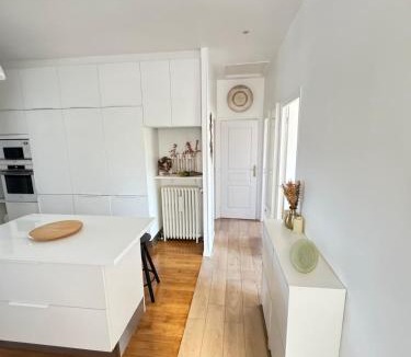 Vulaines-sur-Seine House | Large house with garden