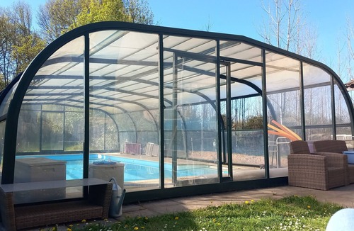 Cabara House | Large house with pool