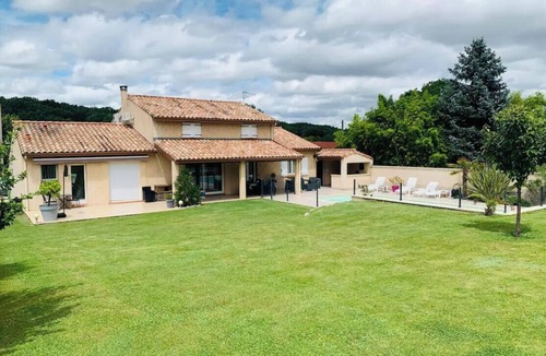 Saiguede House | Large house with swimming pool in the South West of France