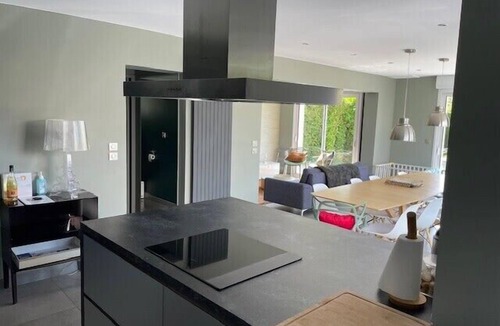 Trepied House | Large house with terrace and garden in Cucq