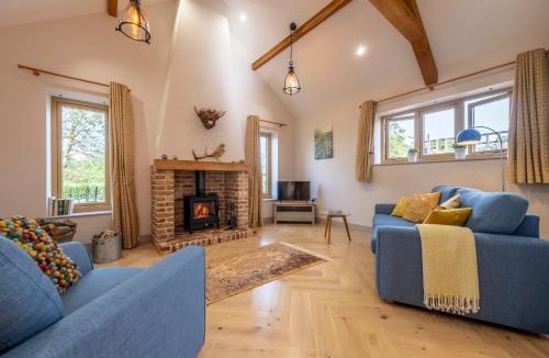 Ipswich House | Large immaculate rural conversion - The Milking Parlour