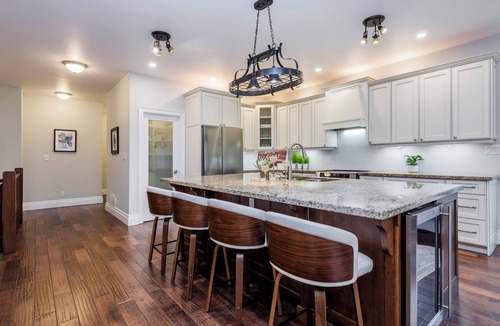 Innisfil Cottage | Large Innisfil Lakeview Cottage with steps to Lake Simcoe