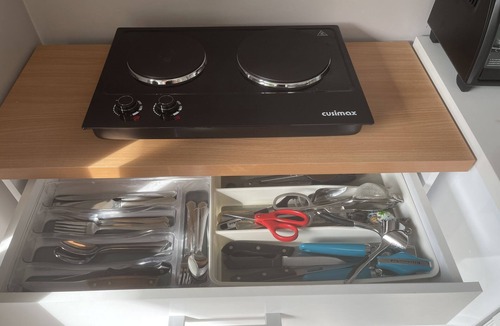 Enchanted Lake Apartment | LARGE KAILUA STUDIO