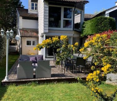 Le Touquet-Paris-Plage House | Large lakeside house - Mayvillage