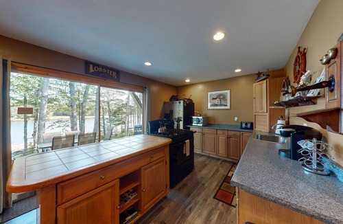 Mariaville House | Large lakefront home great for multiple groups - dogs welcome