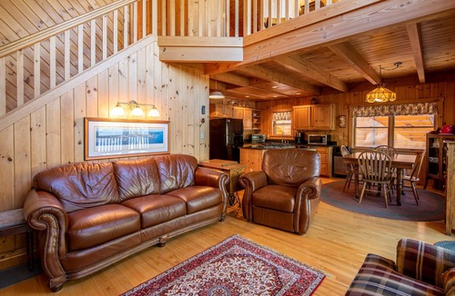 Oquossoc House | Large Lakefront Home