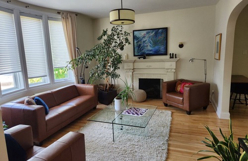 La Cite-Limoilou House | Large, light-filled house, ideally located (1 month minimum)