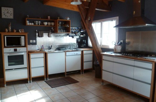 Ilheu Cottage | Large lodging rual 11 pers