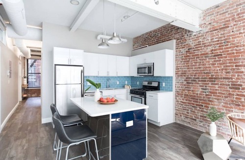 Beacon Hill Apartment | Large Loft Steps From Boston Common | Short Stays | Dog Friendly