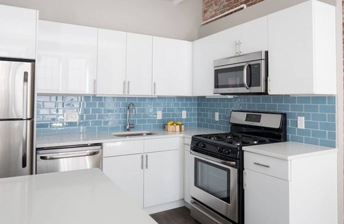 Beacon Hill Apartment | Large Loft Steps From Boston Common | Short Stays | Dog Friendly