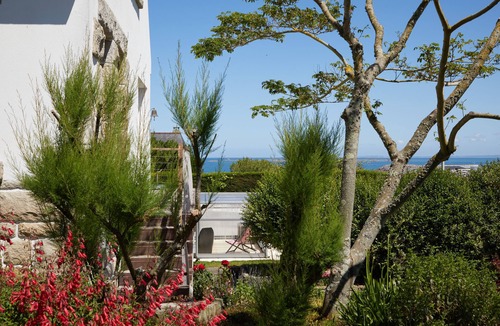 Saint-Quay-Portrieux House | Large luxury house 100 m from Comtesse beach.