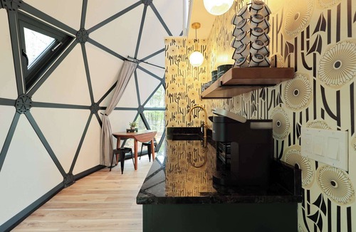 Freeport Cabin | Large, luxurious geodesic dome - 09