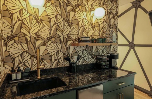 Freeport Cabin | Large, luxurious geodesic dome - 08