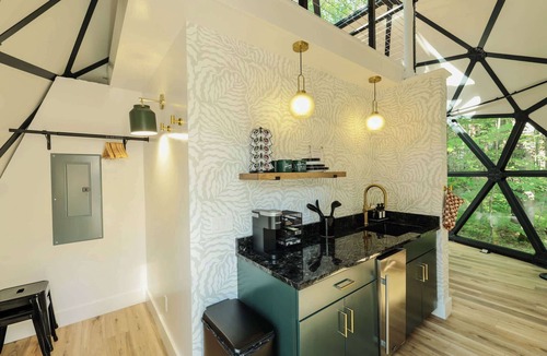 Freeport Cabin | Large, luxurious geodesic dome - 07