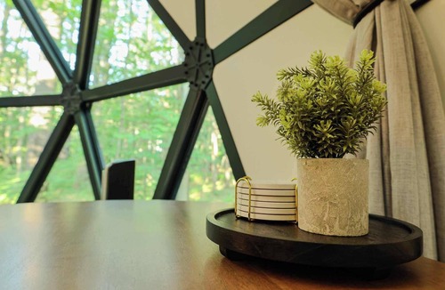 Freeport Cabin | Large, luxurious geodesic dome - 07