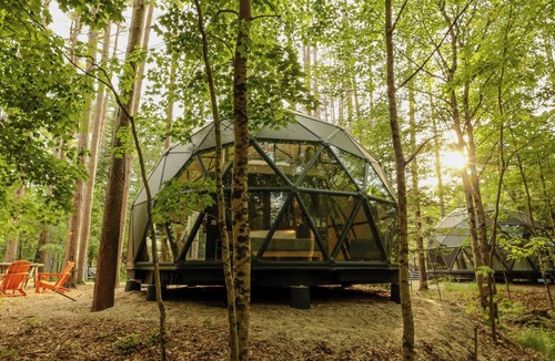 Freeport Cabin | Large, luxurious geodesic dome - 02