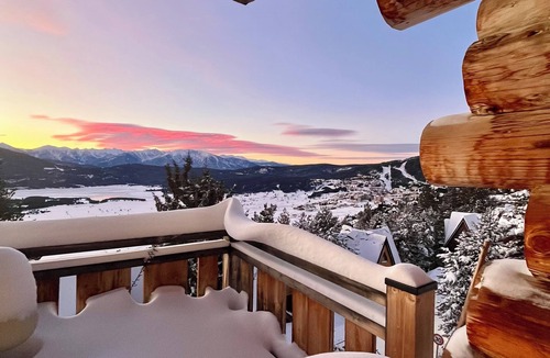 Les Angles Ski Chalet | Large luxurious log cabin