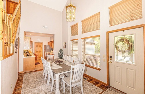 Whittier Condo | Large, Luxury Condo in Gated Community with Mountain & Golf Course View