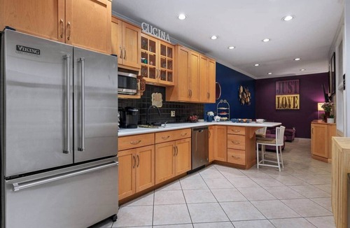 Downtown Harrisburg House | Large Luxury Executive Home Grand Piano +Courtyard