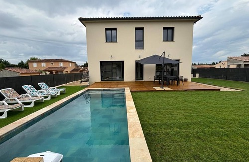 Violes Villa | Large luxury villa with swimming pool