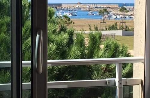 Saint-Guenole Apartment | Large new studio sea view