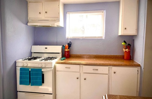 Albuquerque House | Large One-Bedroom Adobe Near Downtown