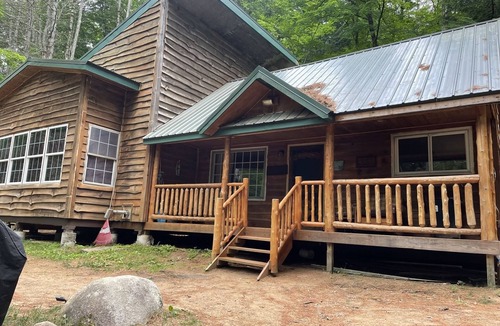 Glenfield House | Large open space cabin