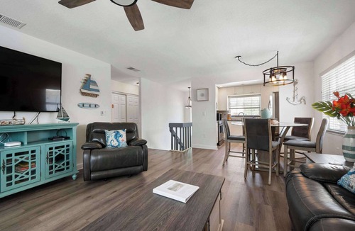 Siesta Key House | Large Pool Home- Blocks from Siesta Key Beach