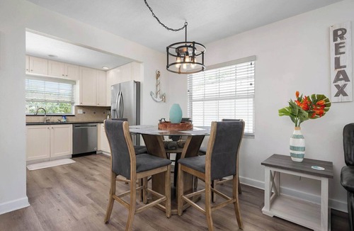 Siesta Key House | Large Pool Home- Blocks from Siesta Key Beach