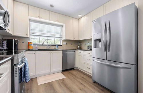 Siesta Key House | Large Pool Home- Blocks from Siesta Key Beach