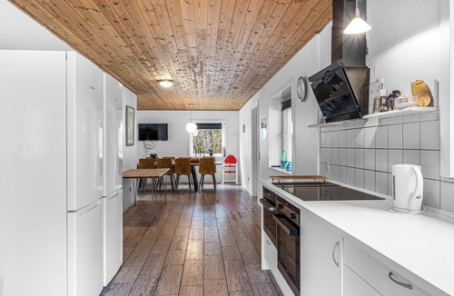 Brande House | Large pool house for 20 people, where hunting is allowed in the adjacent forest.