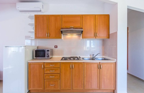Valtura Apartment | Large pool, WiFi, observatory, volleyball court and table tennis