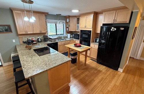 Robbinsville House | Large private home on wooded acreage