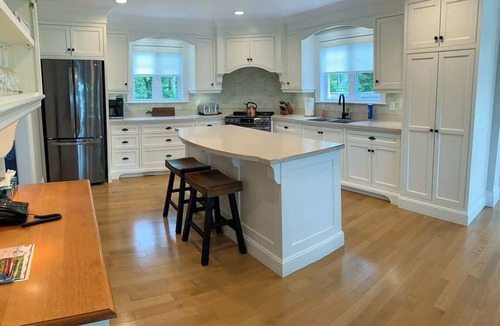 Stanley Bridge House | Large Private Riverfront in Stanley Bridge, centrally located 4 bdrm, 3.5 ba