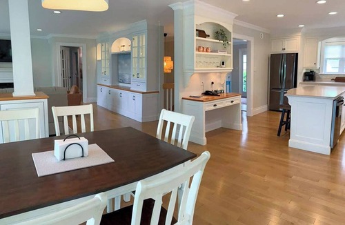 Stanley Bridge House | Large Private Riverfront in Stanley Bridge, centrally located 4 bdrm, 3.5 ba