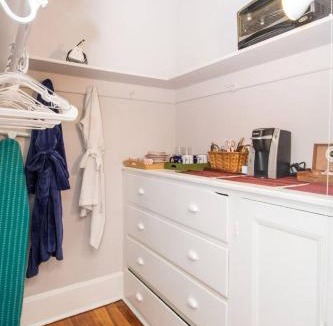 Longwood Apartment | Large Private Room, walk to Fenway, BU, Hospitals