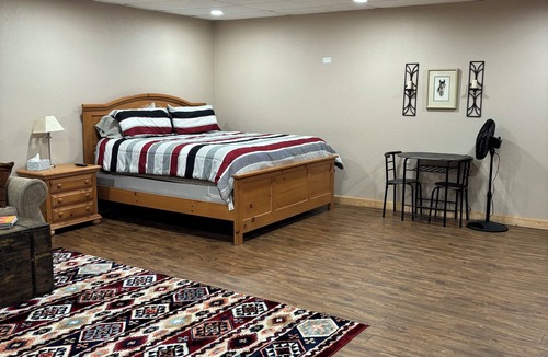 Dumas Apartment | Large private studio suite in Dumas with WiFi, AC